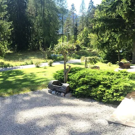 Holiday House By The Forest بيت للعطل غوزد مارتوليك